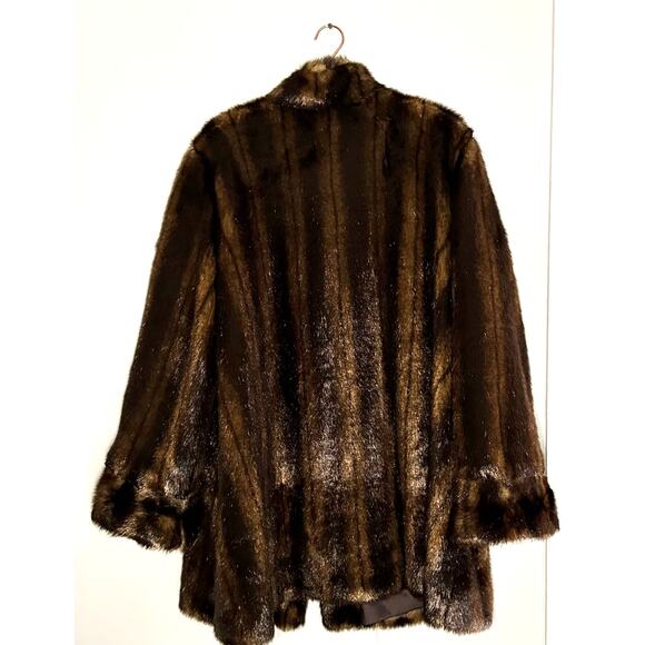 Pamela McCoy Faux Fur Light Dark Brown Color Snap Button Closure Jacket size 1X - Picture 2 of 13
